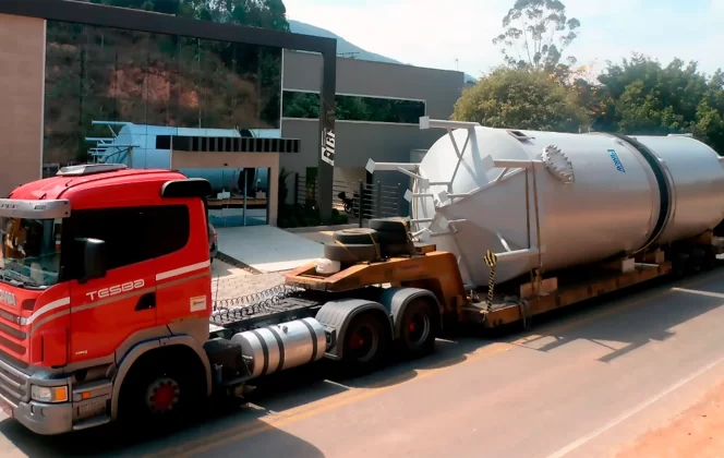 Tanque Fundo Cônico em fibra de vidro (PRFV)